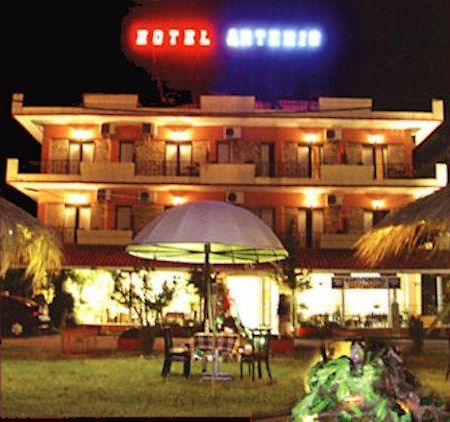 Artemis Aparthotel Paralía Eksteriør bilde